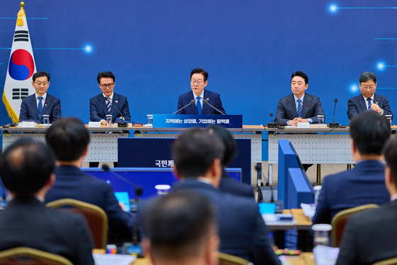 "中企전용 티커머스 꼭 필요" 대통령 앞 호소…채널 신설 논의 재점화