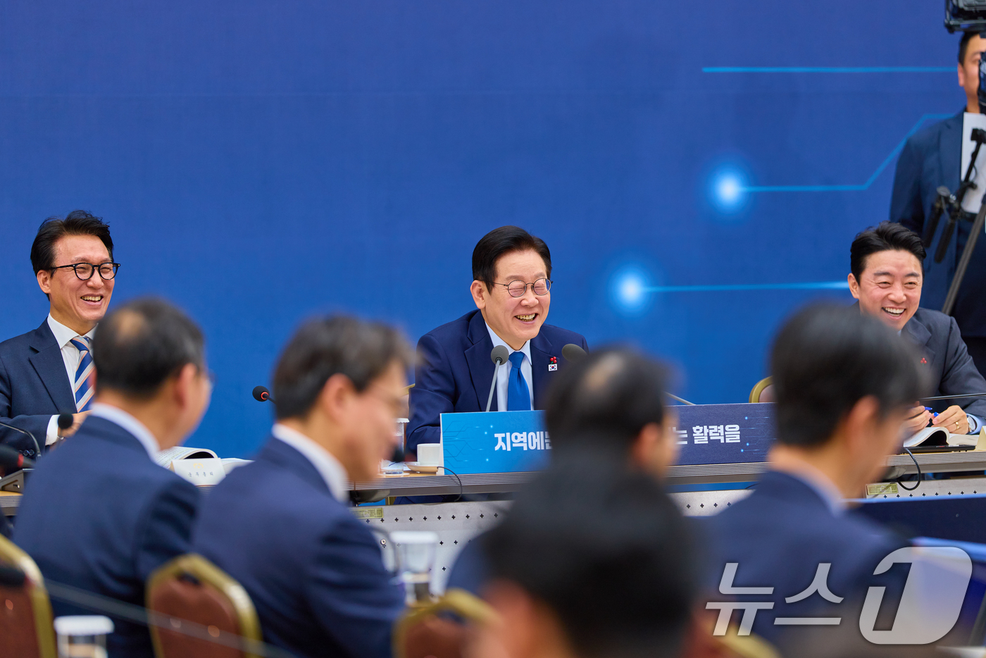 (서울=뉴스1) 허경 기자 = 이재명 대통령이 17일 세종시 정부세종컨벤션센터에서 열린 산업통상자원부·지식재산처·중소벤처기업부 업무보고에서 발언하고 있다. (대통령실 제공. 재판매 …