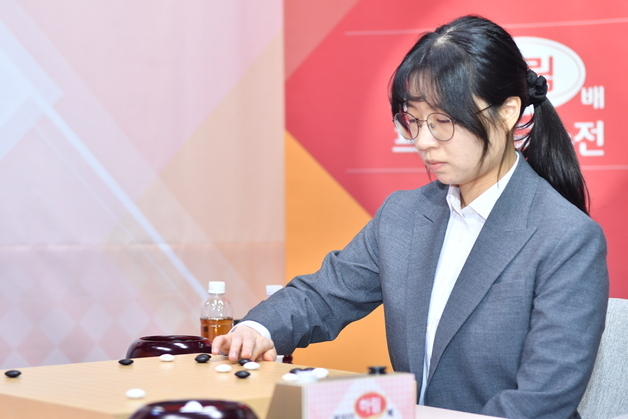바둑 최정 9단, 하림배 결승 2국서 반격…승부는 최종전으로