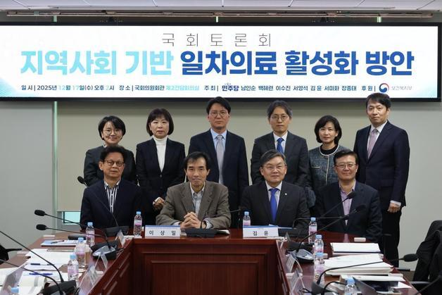 의사 한 명으론 어렵다…복합질환 대응 '다학제 진료' 제안