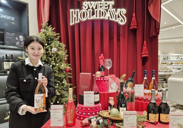 롯데백화점 부산본점, 연말 맞아 홈파티 상품 선보여