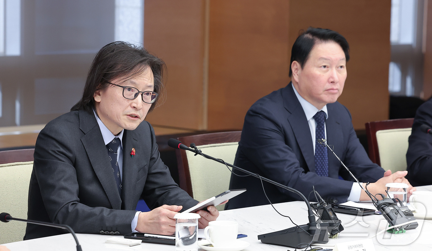 (서울=뉴스1) 김성진 기자 = 주병기 공정거래위원장이 18일 서울 중구 대한상공회의소에서 열린 공정거래위원장 초청 간담회에서 모두발언을 하고 있다. 2025.12.18/뉴스1