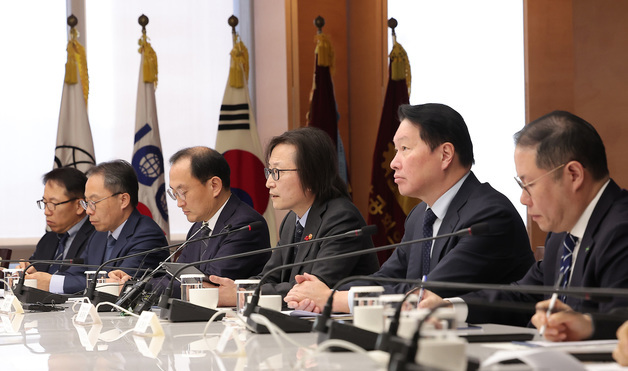 모두발언하는 주병기 공정거래위원장