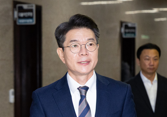 정청래 대표 면담 위해 이동하는 정원오 성동구청장