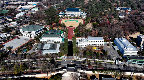 '청와대 앞 집회 금지' 반기는 주민들…시민단체는 "위헌"