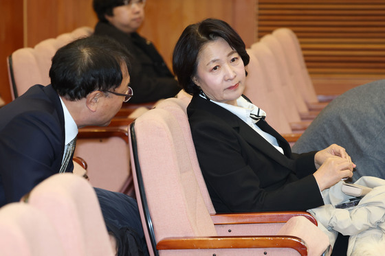 헌재 찾은 추미애 법사위원장