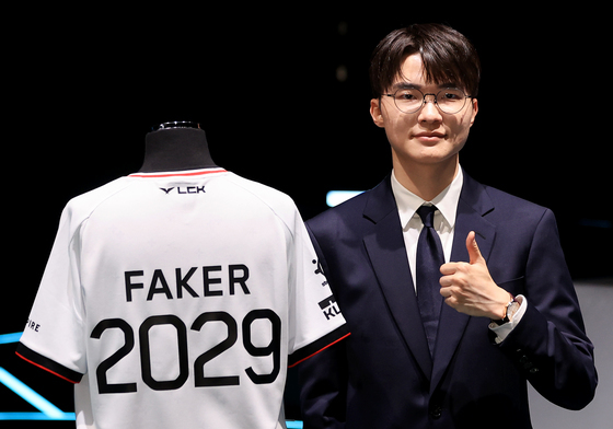 '페이커' 이상혁, 엄지 척