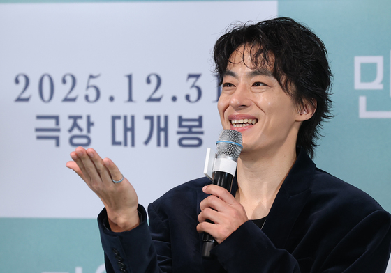 '만약에 우리' 감독 "男주인공 구교환 강력하게 밀어…배우 덕 봤다"