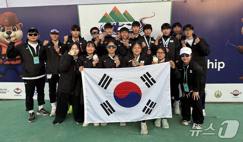 본문 이미지 - 한국 카누 청소년 국가 대표단(전남도교육청 제공, 재판매 및 DB 금지)/뉴스1