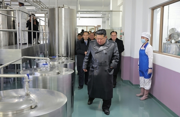 '현대화'된 공장서도 '정량 준수' 안되는 北…여전히 낙후한 현실