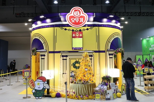 오뚜기, '컬리푸드페스타' 참가…크리스마스 테마 체험형 부스 운영