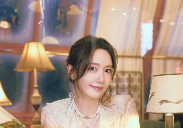 배우로 열일한 소녀시대 윤아, 팬들에게 음악으로 전하는 진심 [N이슈]