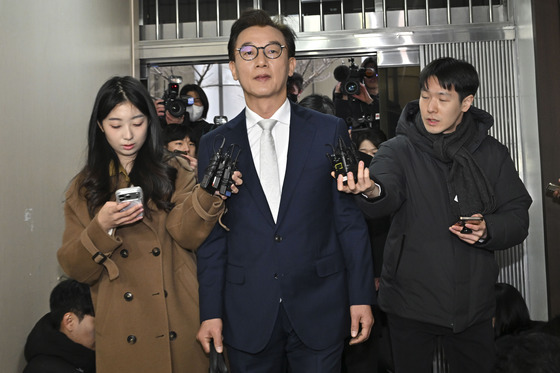 통일교 금품수수 조사 출석하는 전재수 의원