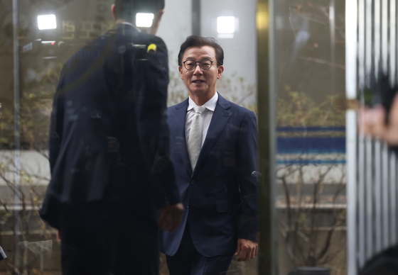 국수본 출석하는 전재수 전 장관