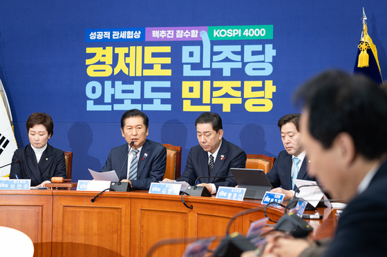 민주 최고위원 보궐선거 스타트…정청래 '재신임' 승부수