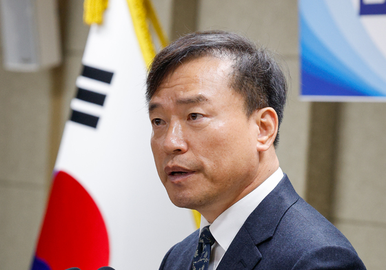 취임사하는 김종철 위원장