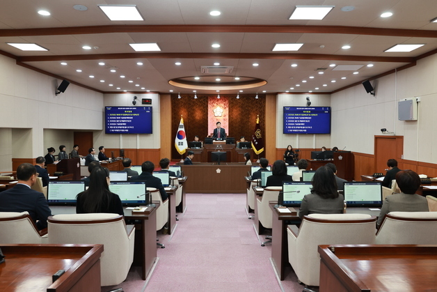 제천시 내년도 예산 1조 1484억원 확정…과다 편성 '73억원' 삭감