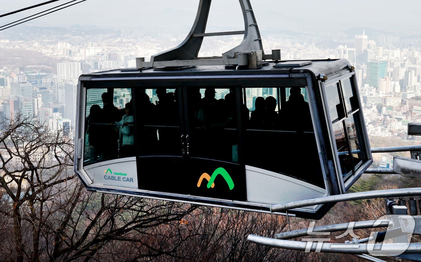 (서울=뉴스1) 이호윤 기자 = 19일 서울행정법원은 남산 곤돌라 도시관리계획 변경 결정 처분 취소 판결을 내렸다. 이에 서울시는 대해 공익성이 배제된 판결이라며 즉시 항소하겠다고 …