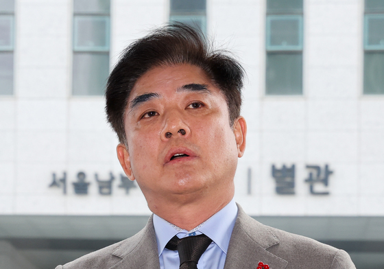 패스트트랙 1심 선고 출석하는 김병욱 정무비서관