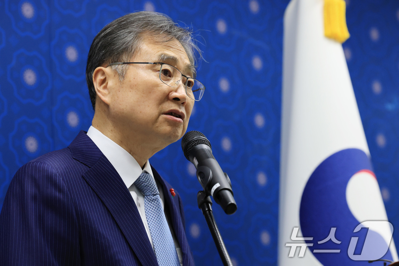 (서울=뉴스1) 임세영 기자 = 조현 외교부 장관이 19일 서울 종로구 외교부 청사에서 업무보고 사후 브리핑을 하고 있다. 2025.12.19/뉴스1