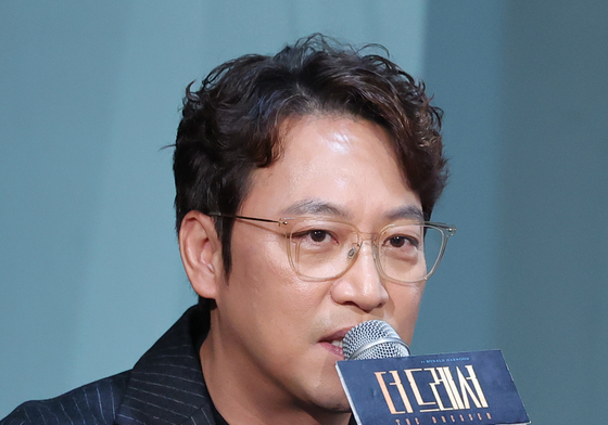 오만석, '더 드레서' 기자간담회 현장서 故 윤석화 추모…"안타까워"