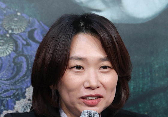 '더 드레서' 연출 맡은 장유정