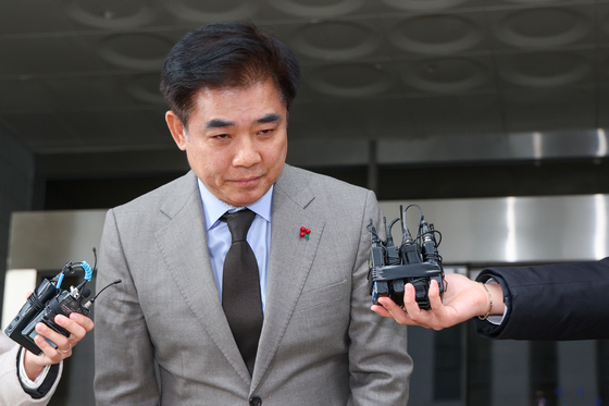 인사하는 김병욱 정무비서관