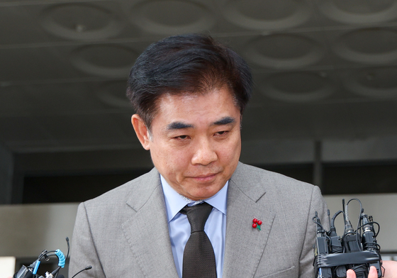 인사하는 김병욱 정무비서관