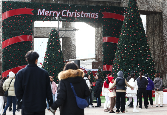 '2025 로맨틱 한강 크리스마스 마켓'