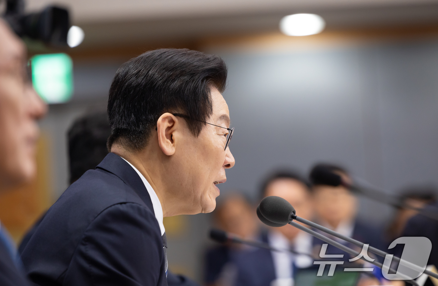 (서울=뉴스1) 허경 기자 = 이재명 대통령이 19일 서울 종로구 정부서울청사 별관에서 열린 외교부(재외동포청)·통일부 업무보고에서 발언하고 있다. (대통령실 제공. 재판매 및 D …