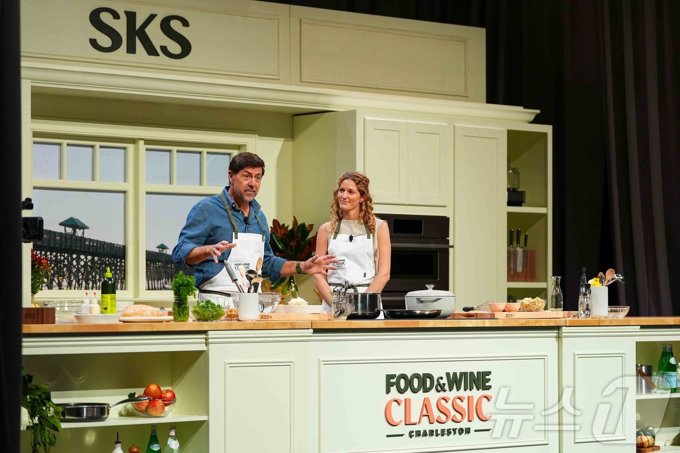 (서울=뉴스1) = LG전자의 초프리미엄 빌트인 가전 브랜드 ‘SKS’가 미국 미식 업계 전문가들과 접점을 넓히며 글로벌 빌트인 가전 시장 공략에 속도를 내고 있다고 2일 밝혔다. …