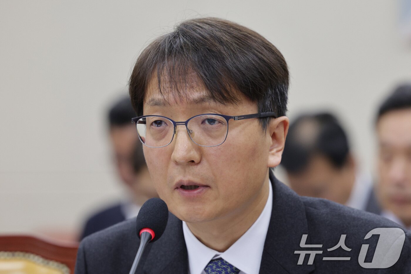 본문 이미지 - 박대준 쿠팡 대표이사가 2일 서울 여의도 국회 과학기술정보방송통신위원회에서 열린 쿠팡 침해사고 관련 현안 질의에서 의원 질의에 답변하고 있다. 2025.12.2/뉴스1 ⓒ News1 신웅수 기자