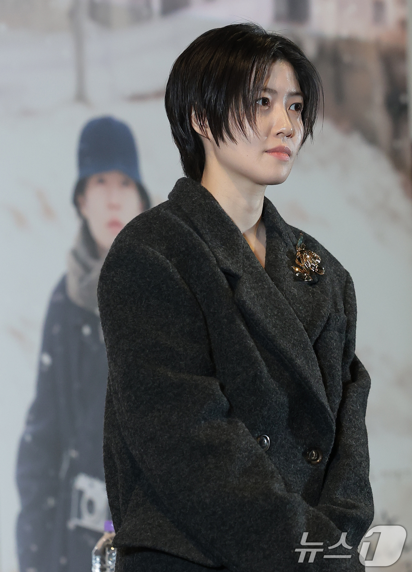 (서울=뉴스1) 권현진 기자 = 배우 심은경이 2일 서울 용산구 CGV용산아이파크몰에서 열린 영화 '여행과 나날' 언론 시사회 및 기자 간담회에서 인사를 하고 있다.'여행과 나날' …