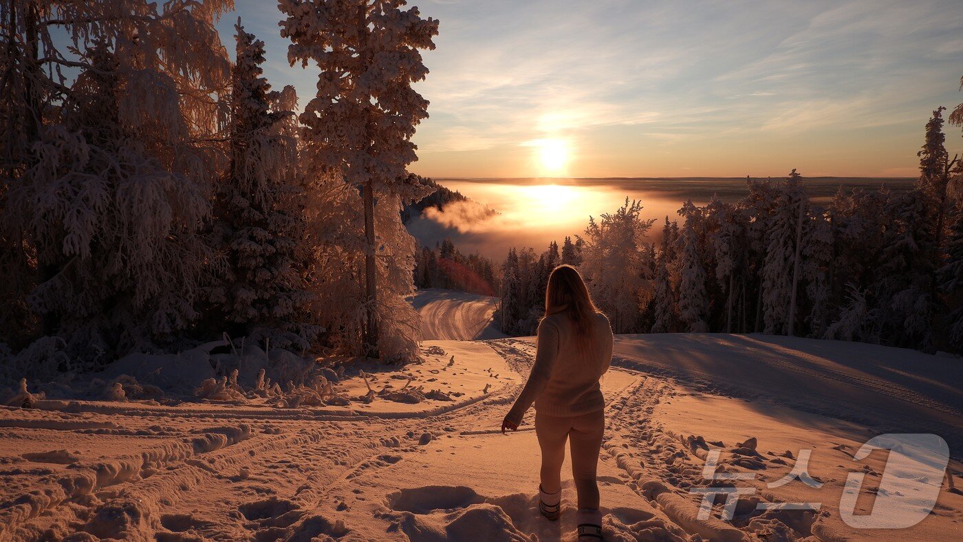 본문 이미지 - 해가 지고 있는 레비의 풍경ⓒ News1 윤슬빈 관광전문기자