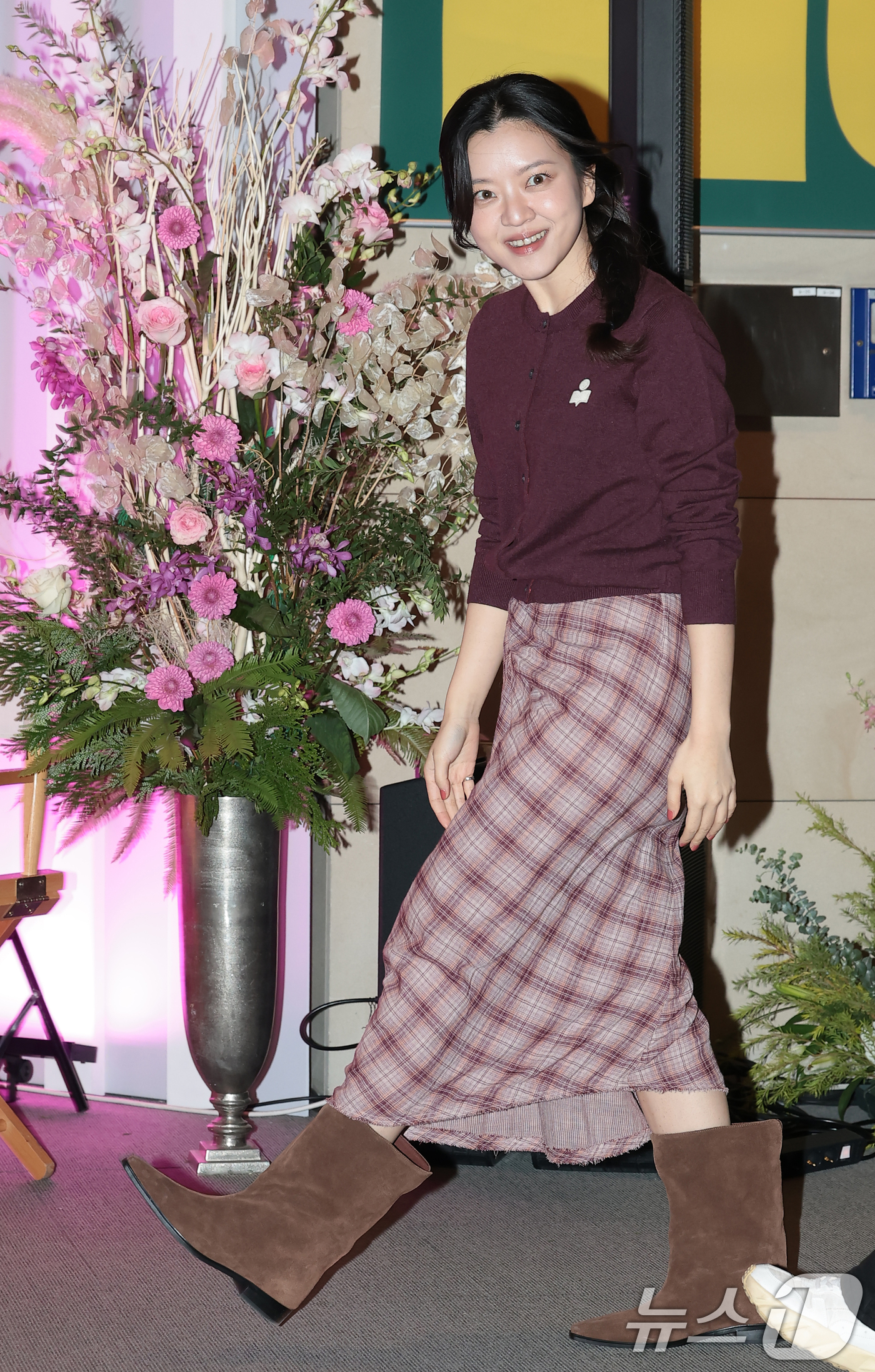 (서울=뉴스1) 권현진 기자 = 배우 고아성이 2일 서울 광화문 씨네큐브에서 열린 ‘씨네큐브 25주년 기념식’에 참석하고 있다. 2025.12.2/뉴스1