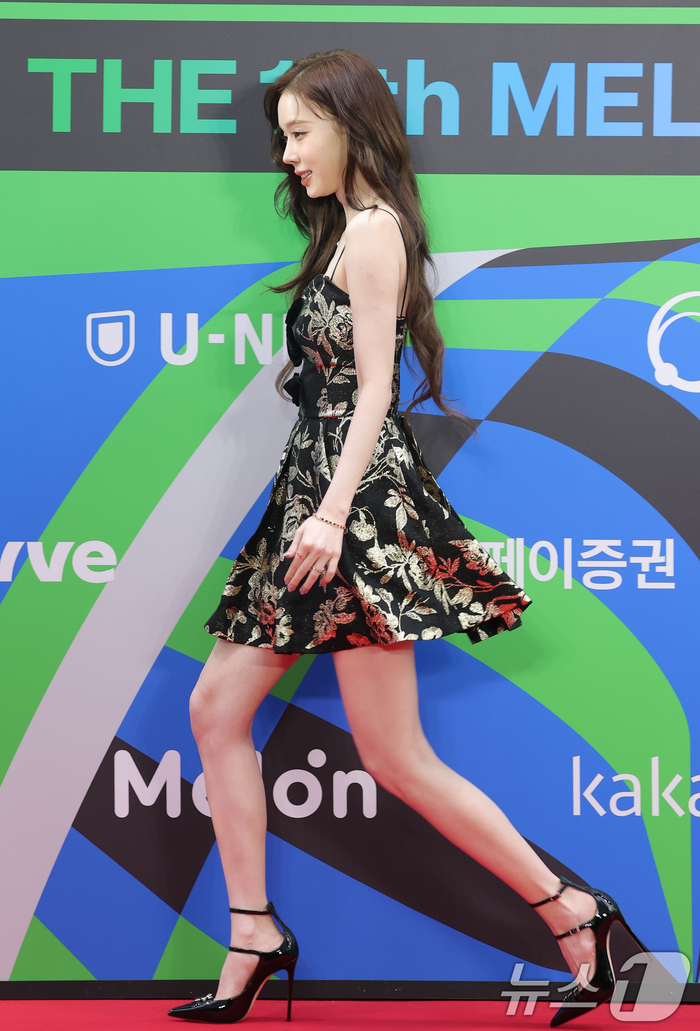 (서울=뉴스1) 권현진 기자 = 엑스파 윈터가 20일 서울 구로구 고척스카이돔에서 열린 '2025 멜론뮤직어워드(MMA2025)' 레드카펫 행사에 참석해 포즈를 하고 있다. 202 …