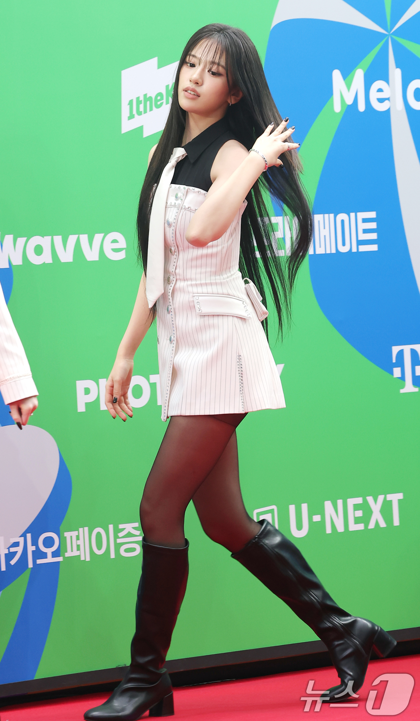 (서울=뉴스1) 권현진 기자 = 아이브 안유진이 20일 서울 구로구 고척스카이돔에서 열린 '2025 멜론뮤직어워드(MMA2025)' 레드카펫 행사에 참석하고 있다. 2025.12. …