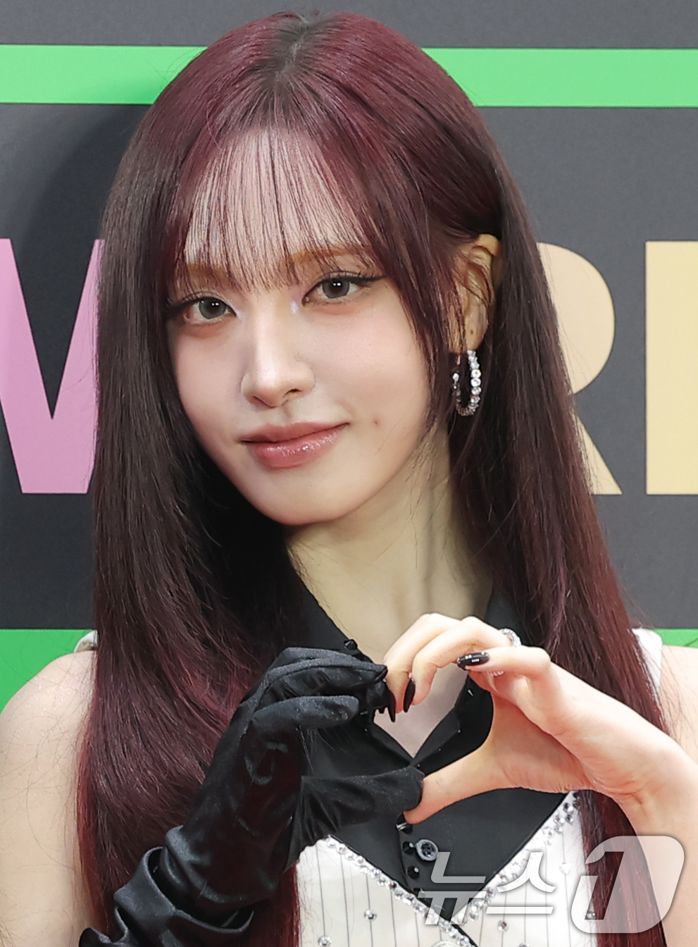 (서울=뉴스1) 권현진 기자 = 그룹 아이브의 리즈가 20일 서울 구로구 고척스카이돔에서 열린 '2025 멜론뮤직어워드(MMA2025)' 레드카펫 행사에 참석해 포즈를 하고 있다. …