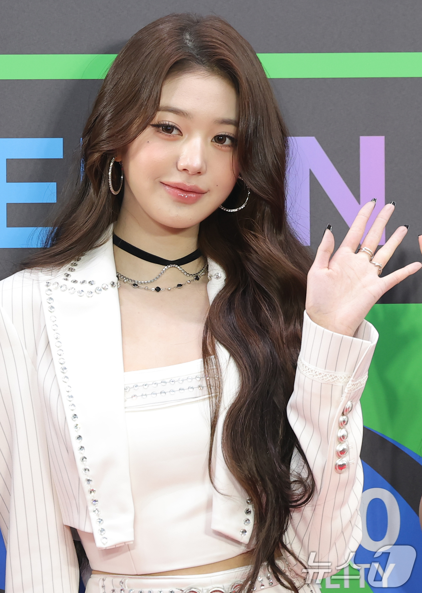 (서울=뉴스1) 권현진 기자 = 그룹 아이브의 장원영이 20일 서울 구로구 고척스카이돔에서 열린 '2025 멜론뮤직어워드(MMA2025)' 레드카펫 행사에 참석해 포즈를 하고 있다 …