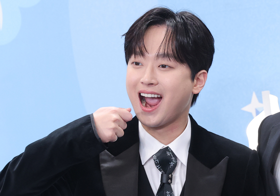 이찬원, 맛있게도 얌얌