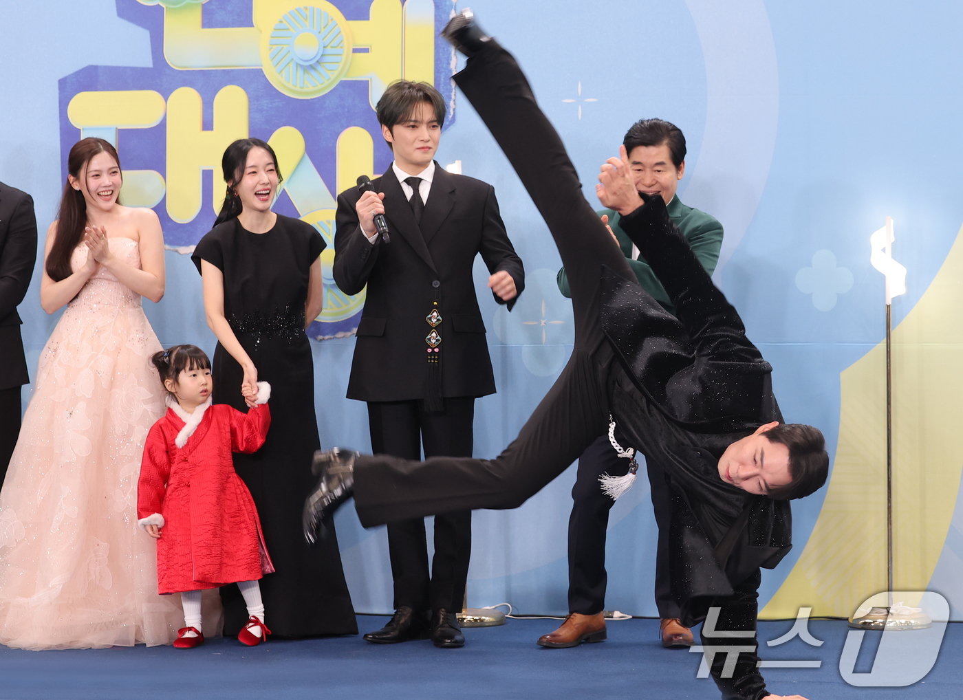 (서울=뉴스1) 권현진 기자 = ‘신상출시 편스토랑’ 붐이 20일 서울 영등포구 KBS홀에서 열린 ‘2025 KBS 연예대상’에 참석해 멋진 포즈를 취하고 있다. 2025.12.2 …