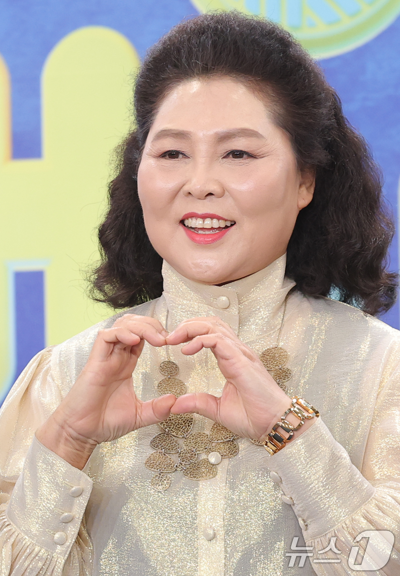 (서울=뉴스1) 권현진 기자 = ‘사장님 귀는 당나귀 귀’ 이순실 대표가 20일 서울 영등포구 KBS홀에서 열린 ‘2025 KBS 연예대상’에 참석해 포즈를 취하고 있다. 2025 …