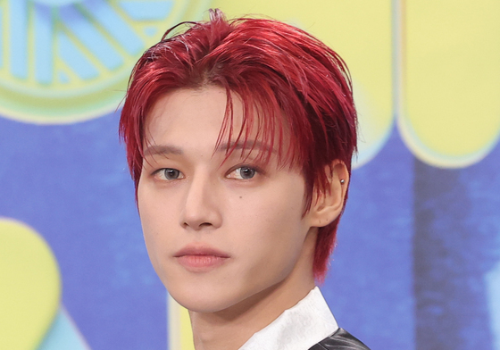 에이티즈 우영, 근사한 눈빛