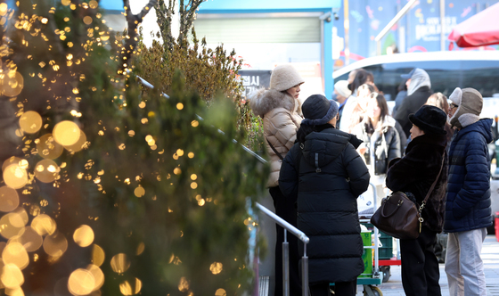 [오늘의 날씨] 경기(22일, 월)…출근길 영하권 '쌀쌀', 빙판길 주의
