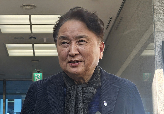 두 번째 경찰 조사 마친 김영환 지사 "도민들께 부끄러운 짓 안해"
