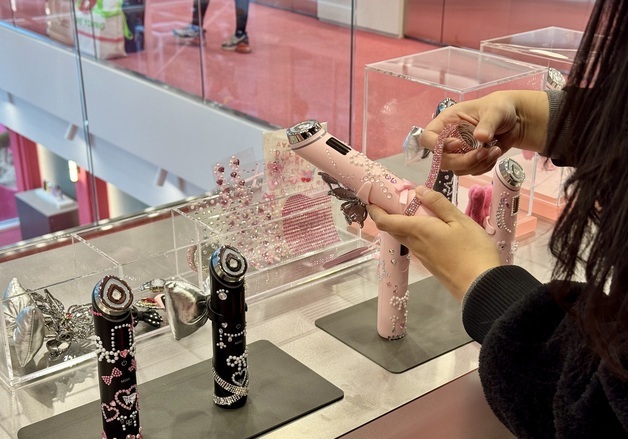 해외서 더 열광하는 '피부 다리미'…K뷰티, 디바이스 라인업 확대