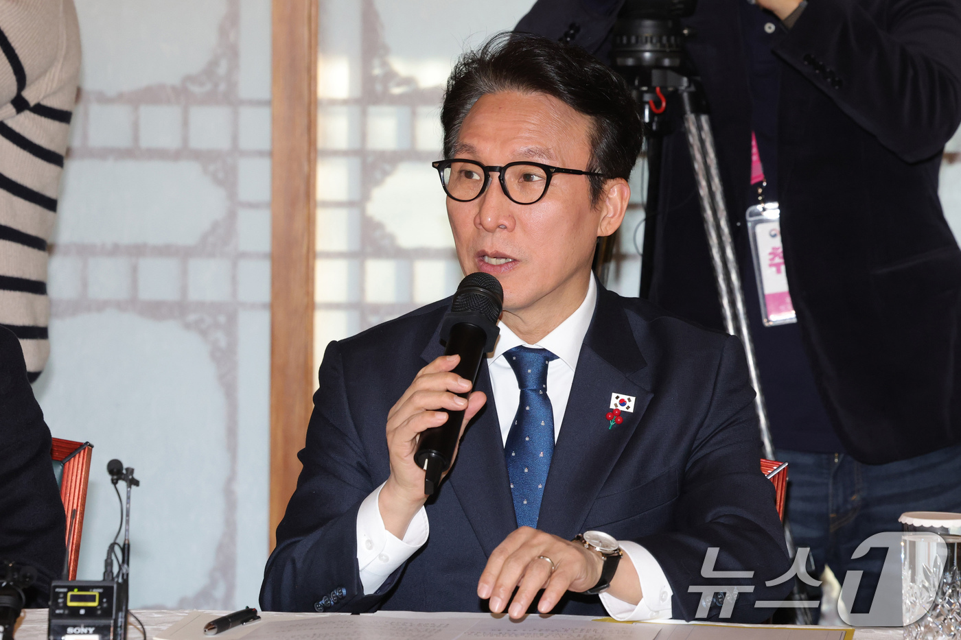 (서울=뉴스1) 장수영 기자 = 김민석 국무총리가 21일 서울 종로구 국무총리공관에서 열린 제5차 고위당정협의회에서 발언하고 있다. (공동취재) 2025.12.21/뉴스1