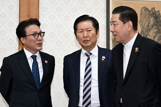 대화 나누는 김민석-정청래-김병기