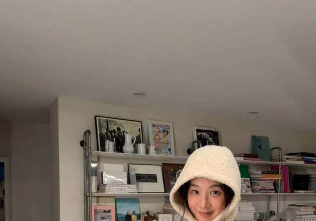 정려원, '러블리' 매력의 정석…돋보이는 패션 센스 [N샷]