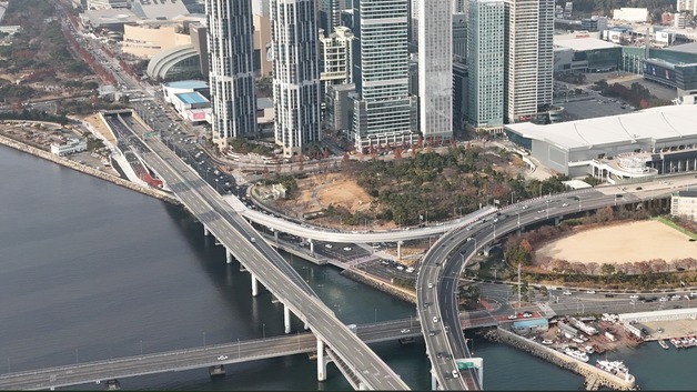 부산 광안대교 접속도로 개통…수영강변대로 혼잡 30%↓